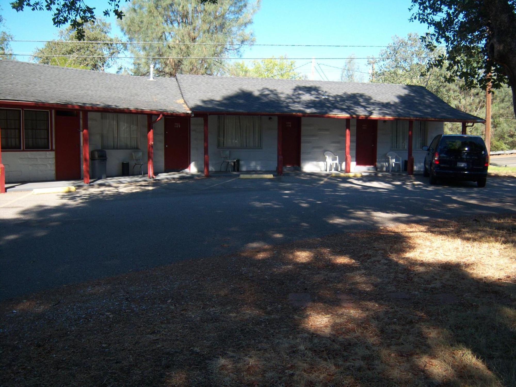 Shasta Dam Motel シャスタ・レイク エクステリア 写真