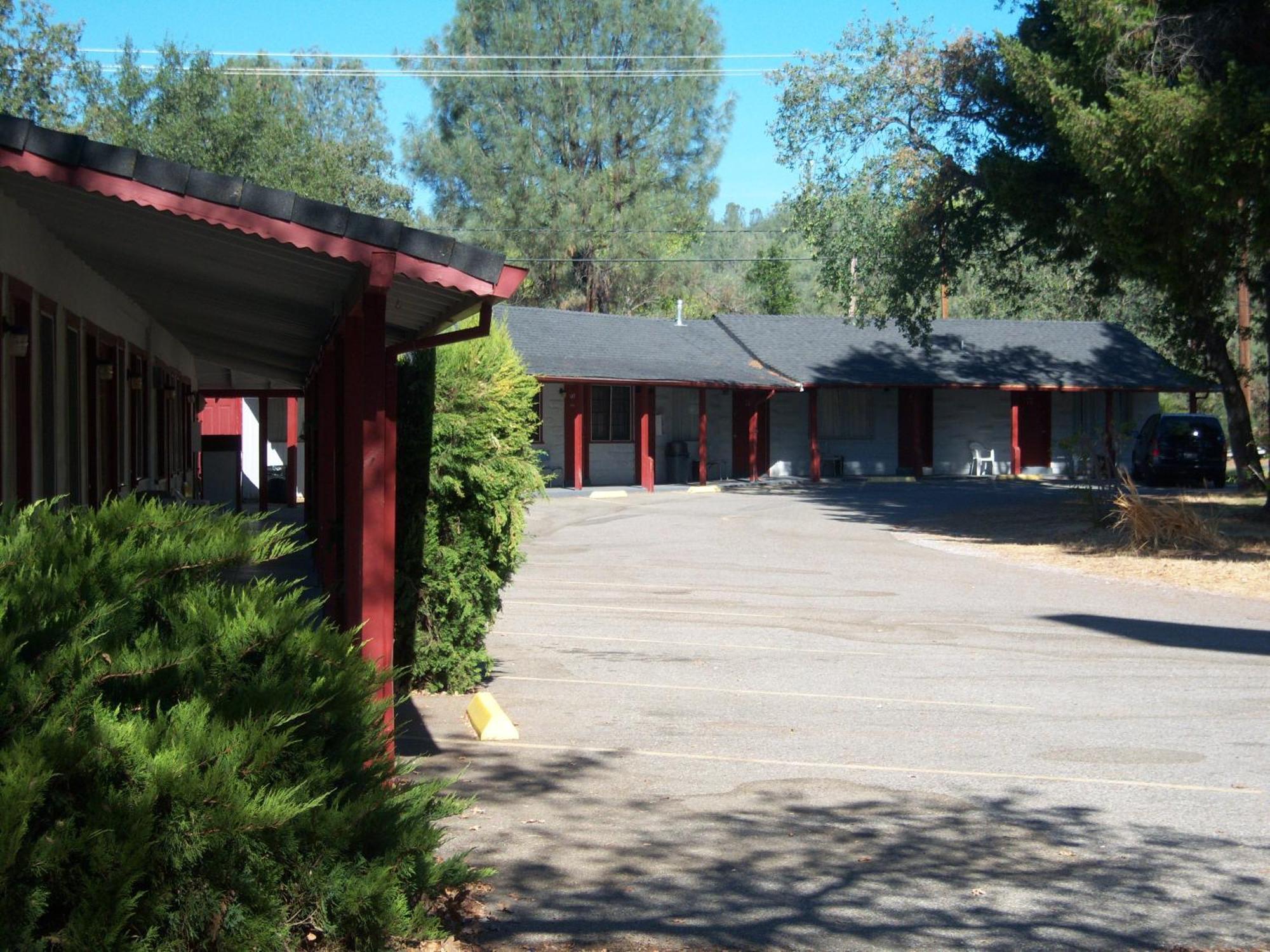 Shasta Dam Motel シャスタ・レイク エクステリア 写真
